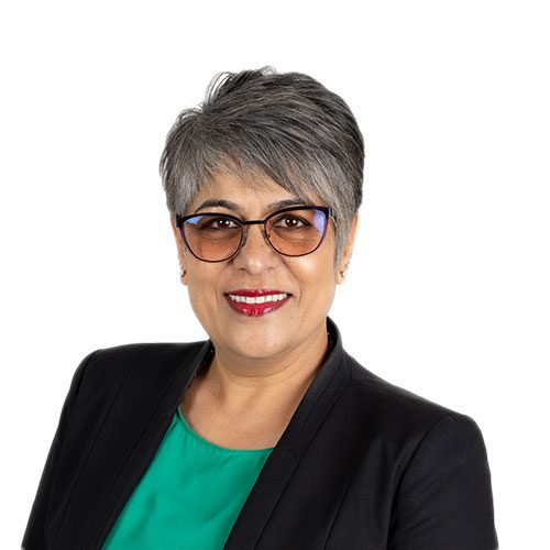 Shaila-Contractor-Financial-Coach-Web-Profile-White Shaila Contractor Financial Adviser and enable.me Coach Profile